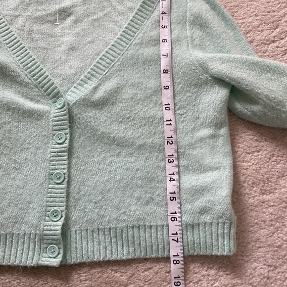 Cropped Mint/Light Teal AEO Sweater - Picture 5 of 7